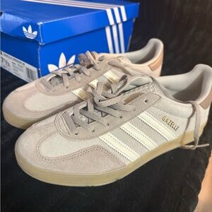 adidas Gazelle Sneakers in Beige and White